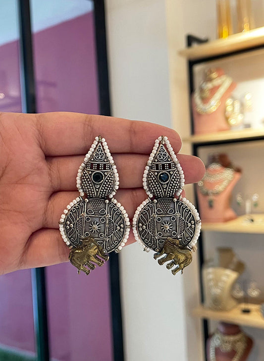 Prapti Earring