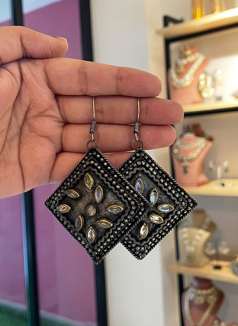 Jivanta Earring