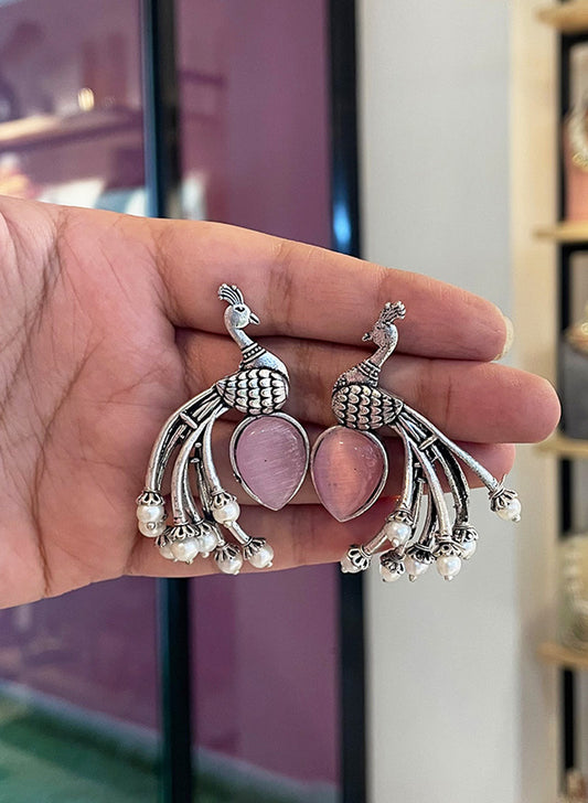Omi earring