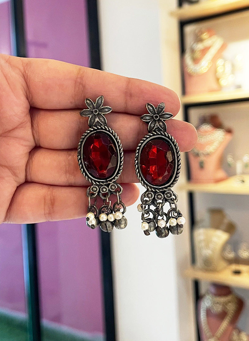 Oviyam earrings