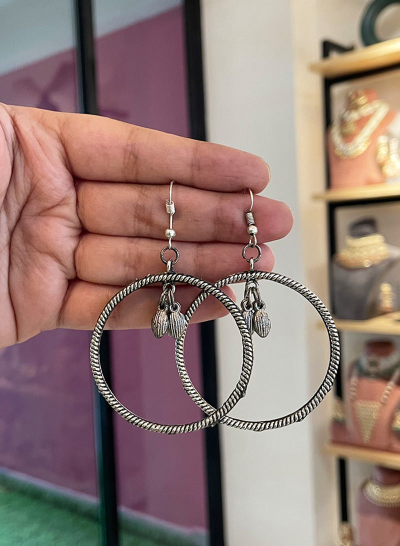 Pavni Earring