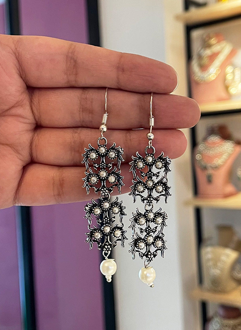 Zinia Earring