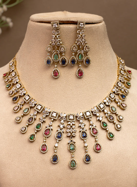 Shaina Necklace Set