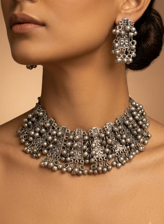 Kanishri Necklace Set