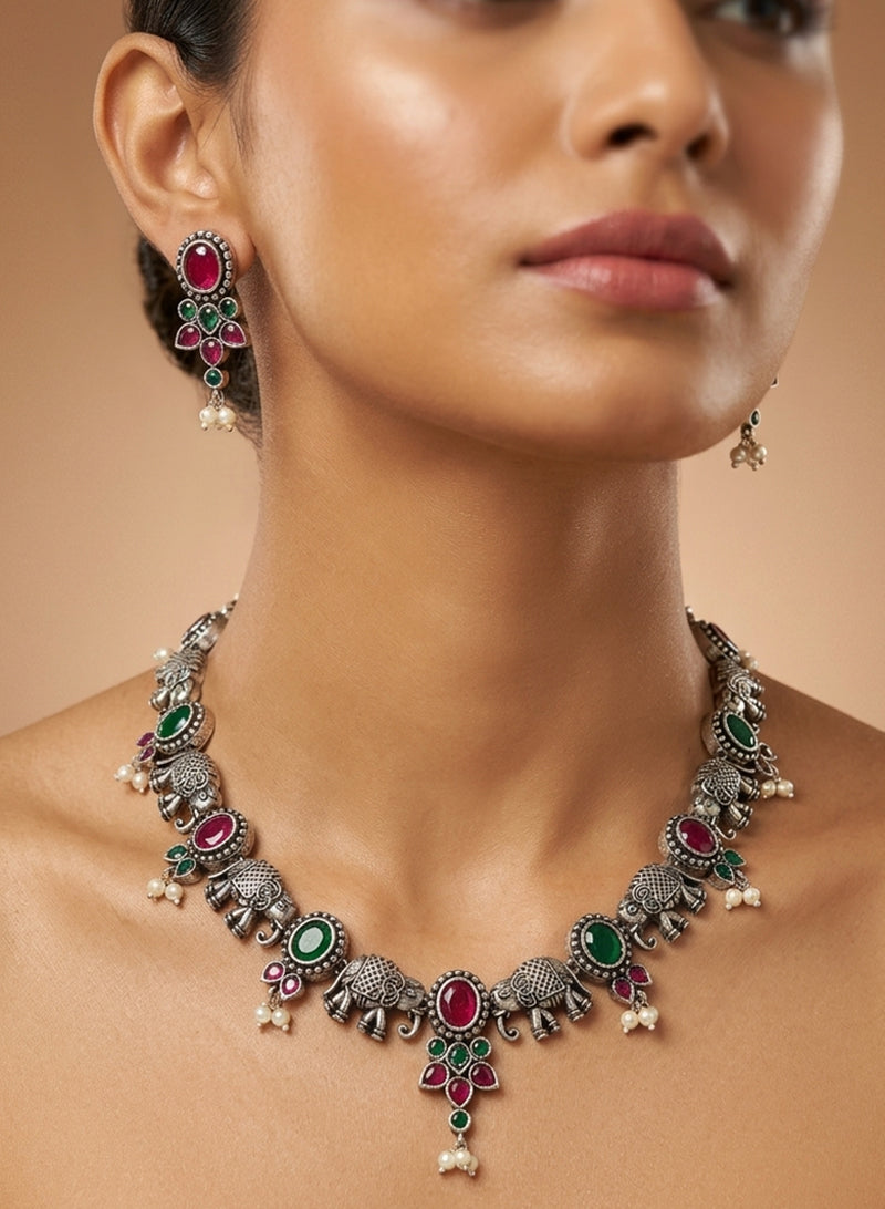 Inaaya Necklace set