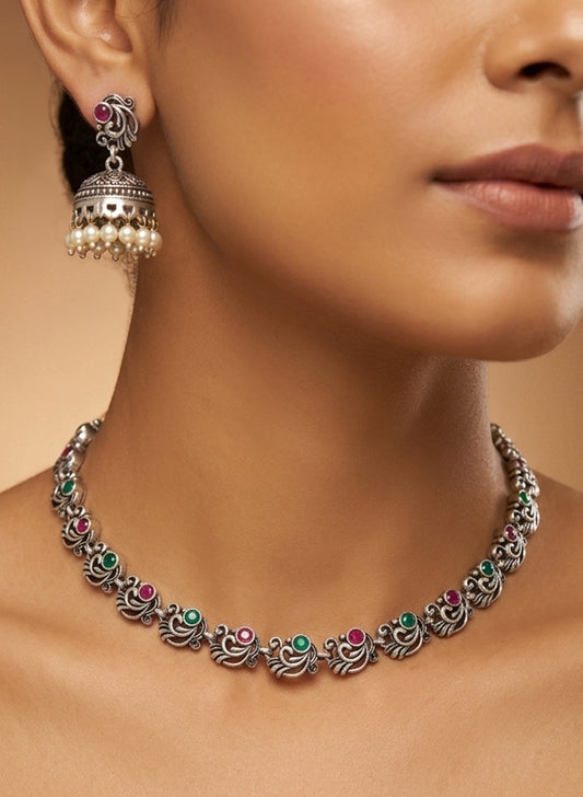 Ruhaavi Necklace Set