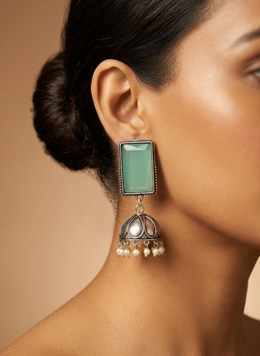 Greta Jhumka