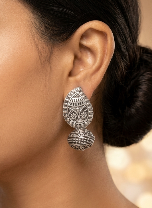 Leesha Earring
