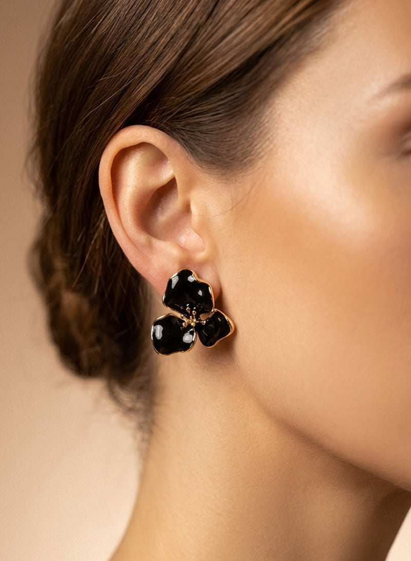 Eleanor Flower Earring