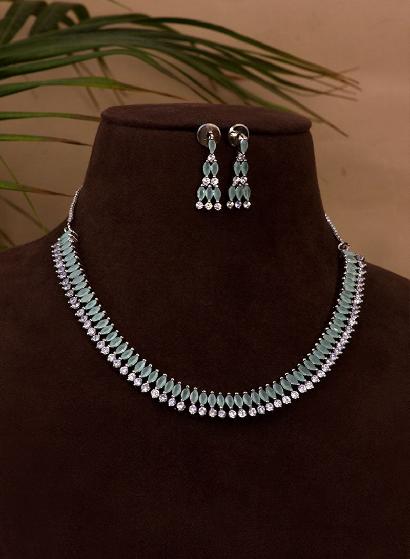 iris ad necklace set