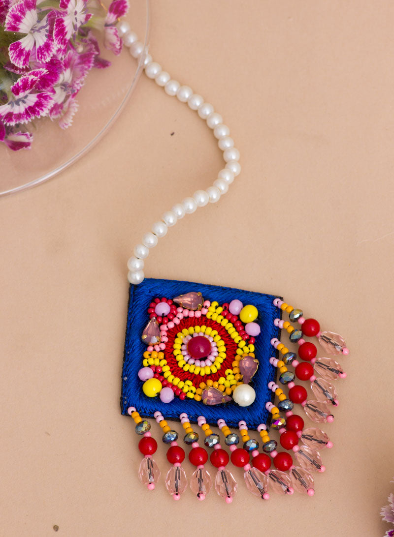 sana multicolor handmade maangtikka