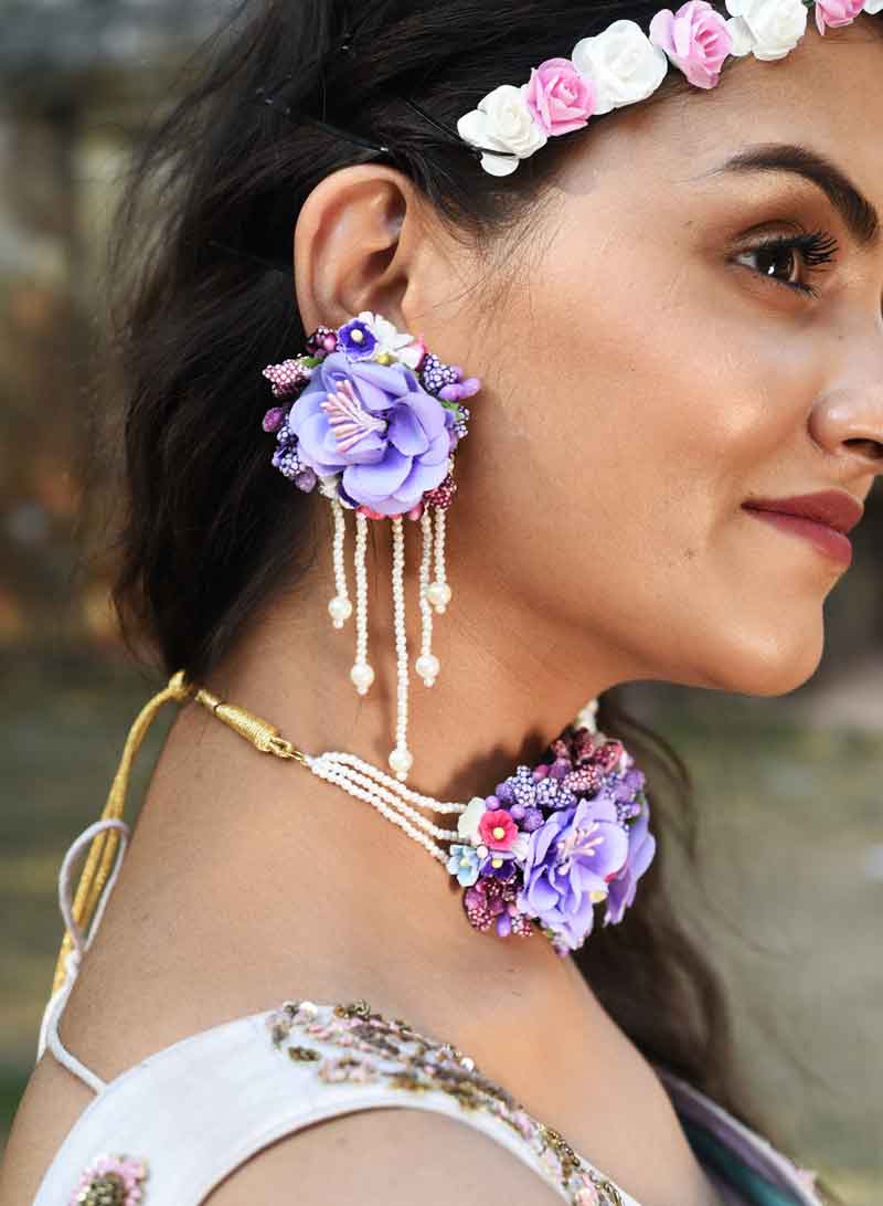 Sakhi Floral Earrings