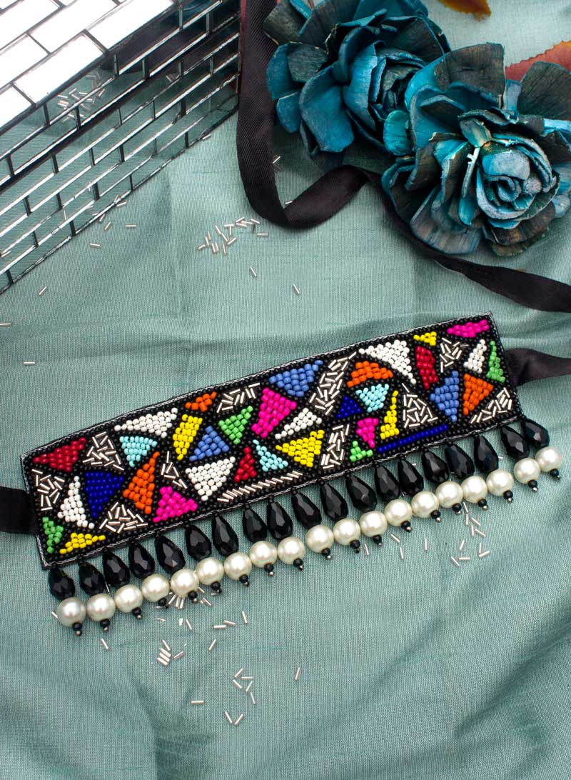 Lavanaya Pop Up Block Choker