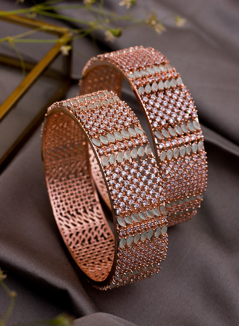 owen ad bangle