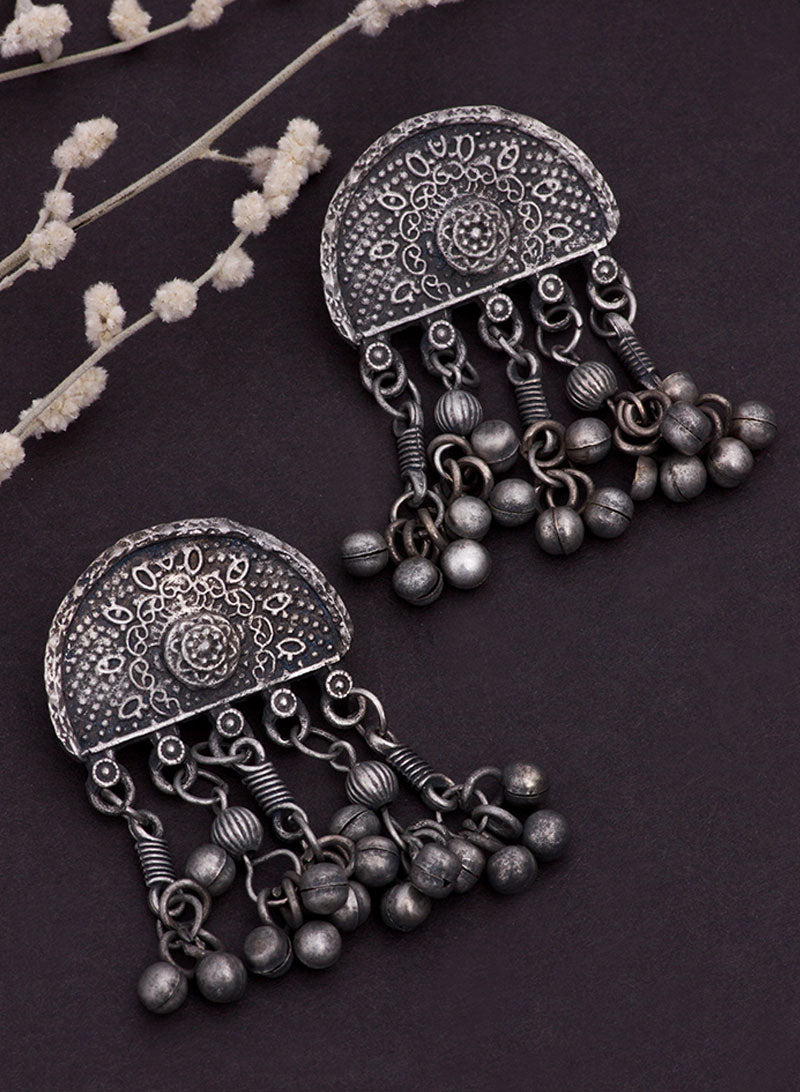 kaeya silver earring