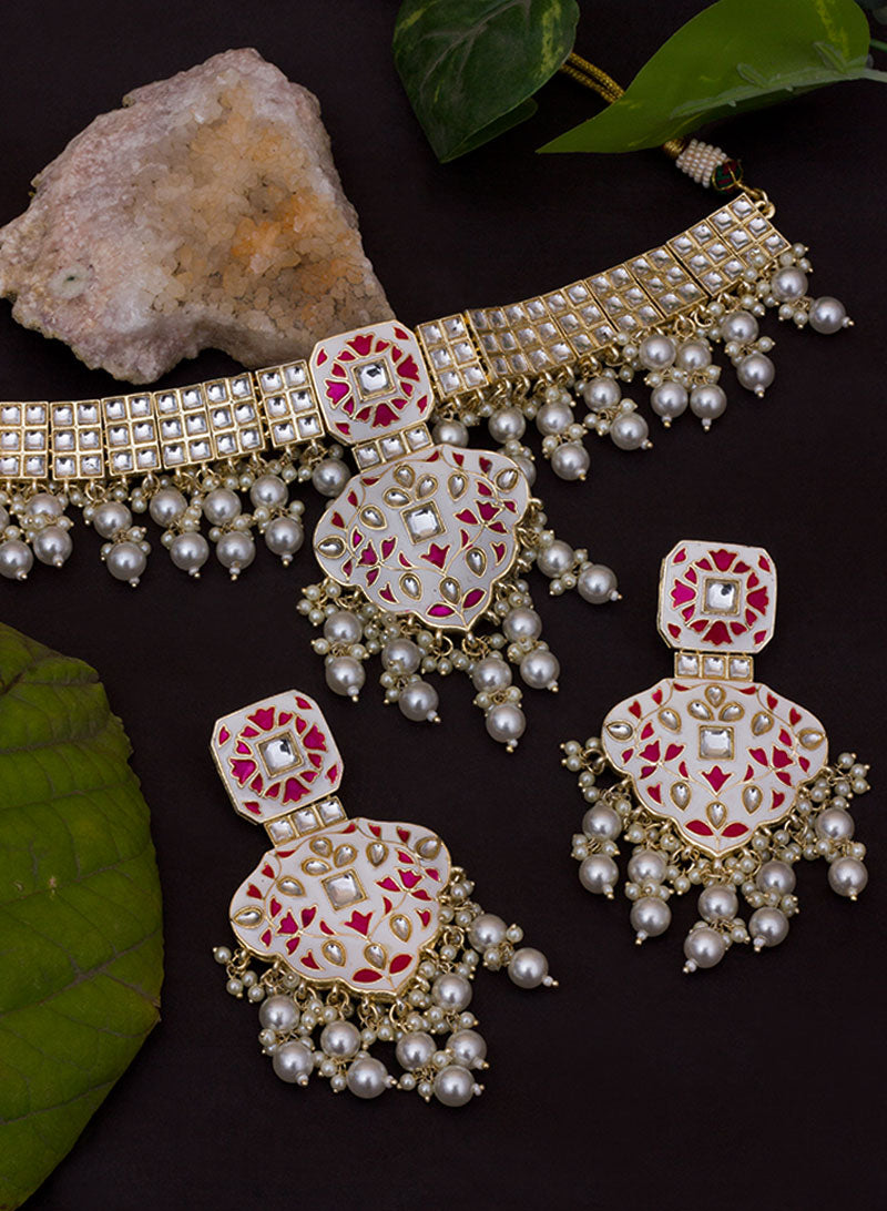 svara meena choker set