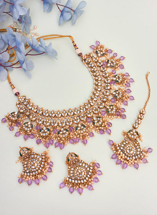 Himadri necklace set with maangtika