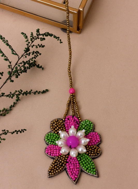 PINK AND GREEN MEERA MAANGTIKKA