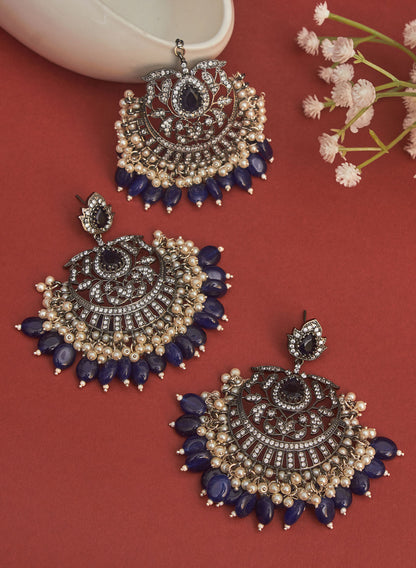Kavisha ad maangtika set