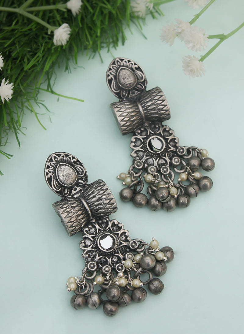 Amrita oxidised earring