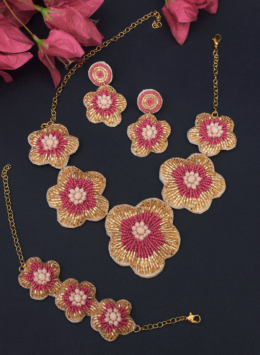 Carolina Pink and golden Set
