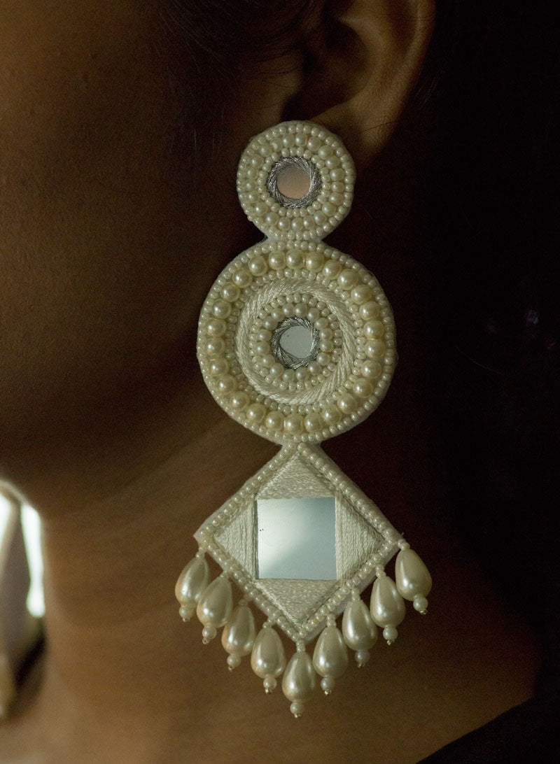 aira handmade earring