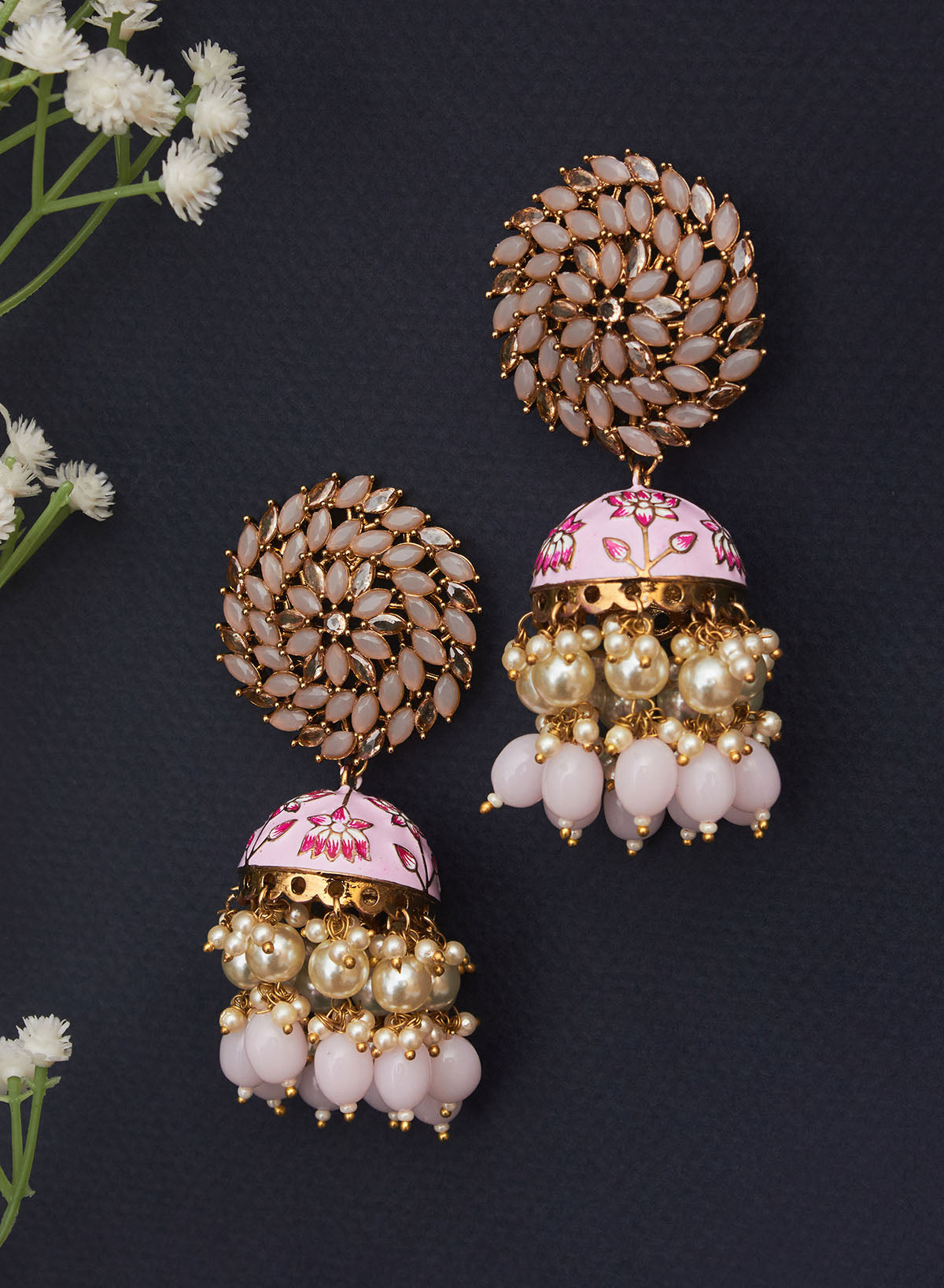 Nimrat Jhumka