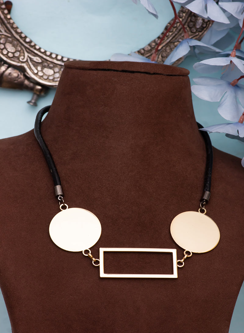 Emily Choker
