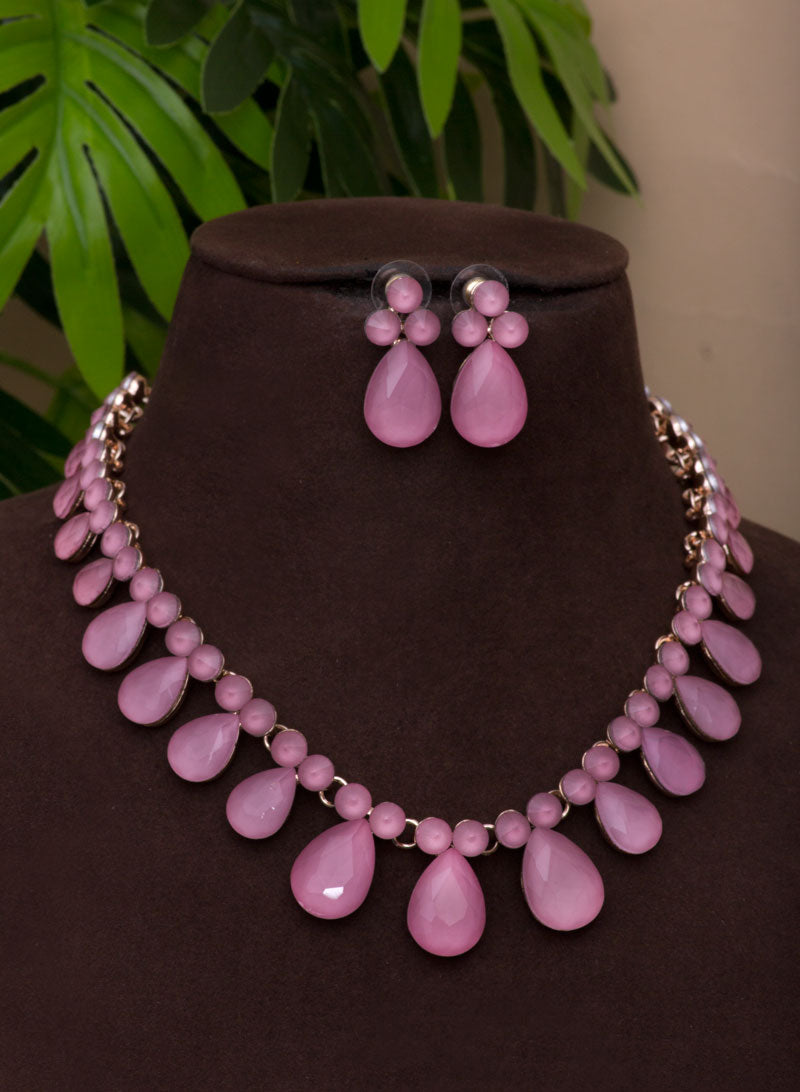elani stone necklace