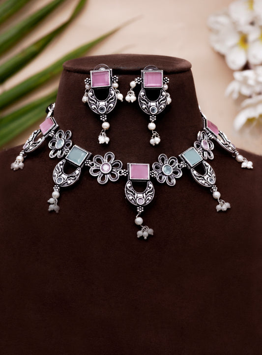 nainika choker set