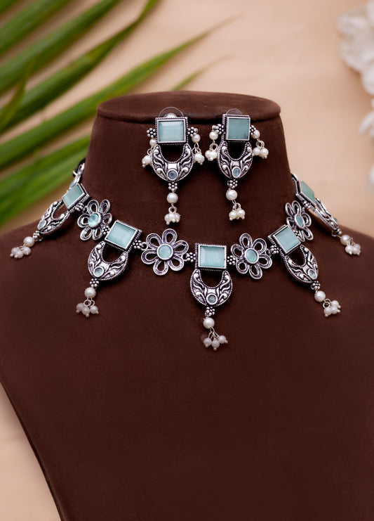 nainika choker set