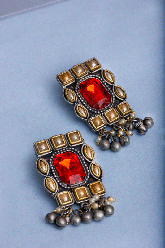 mitali stone choker