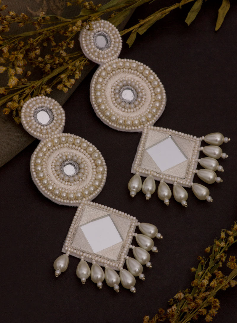 aira handmade earring