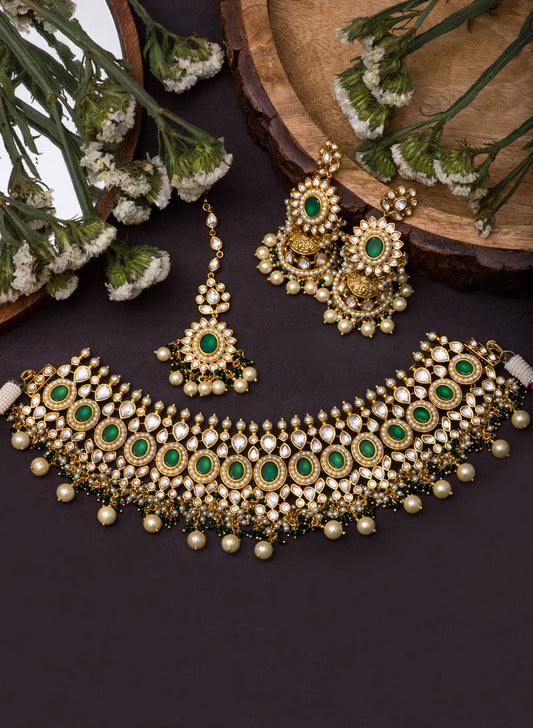 amolika kundan necklace