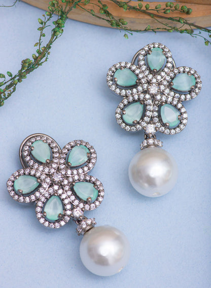 vyra ad studs