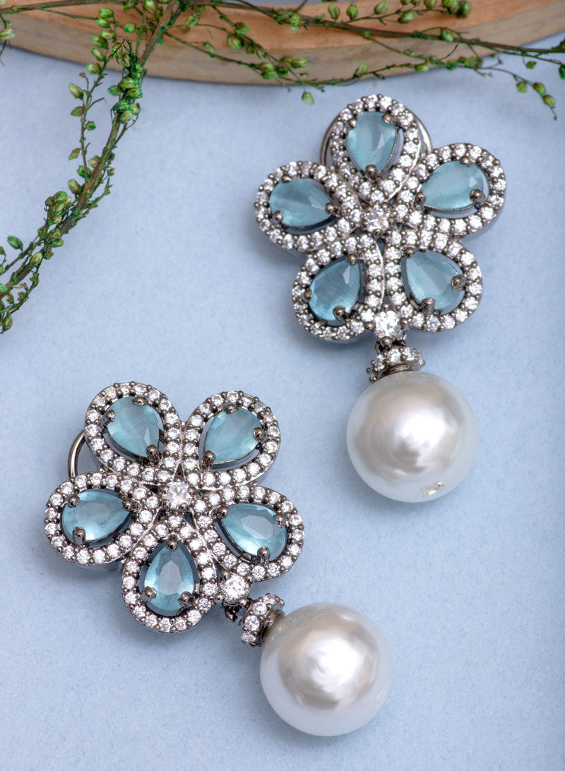 vyra ad studs