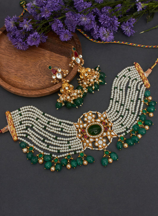Shaniya kundan choker set