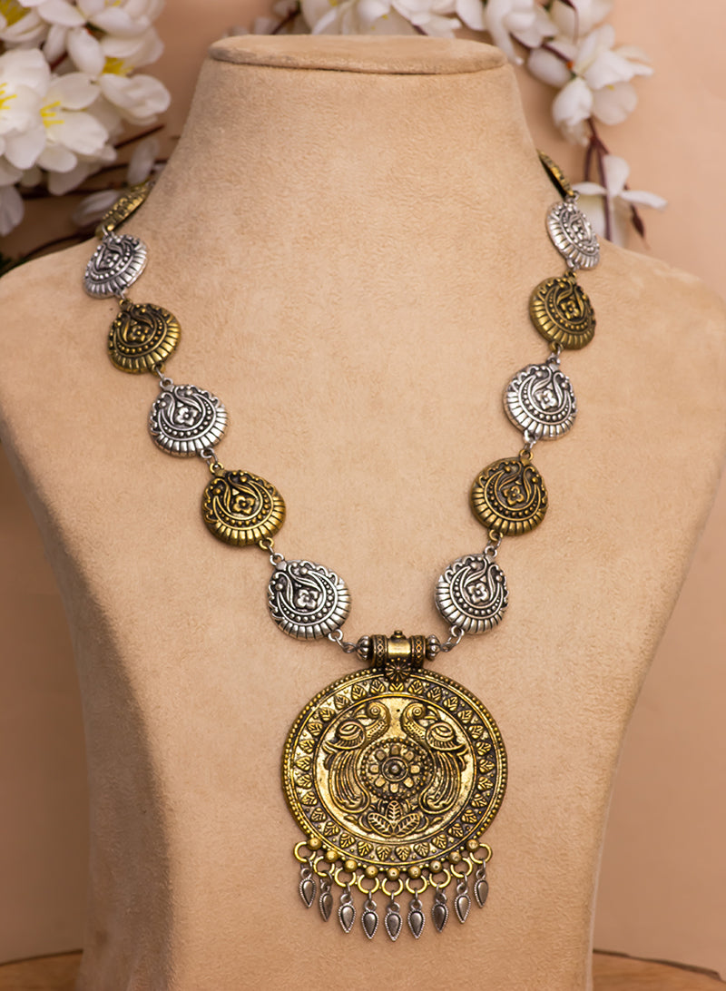 Pavani Oxidized Neacklace