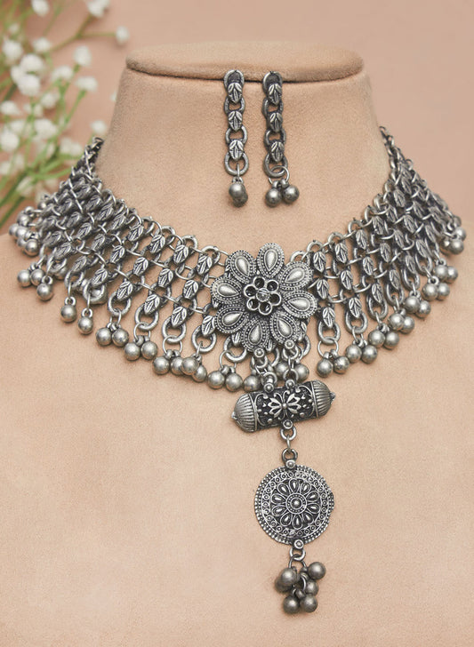 Zaitra oxidised choker