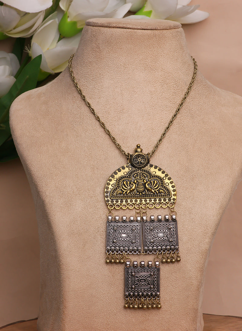 Hemali Two Tone Necklace