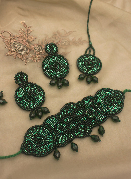 Roza Green Choker with Maangtika