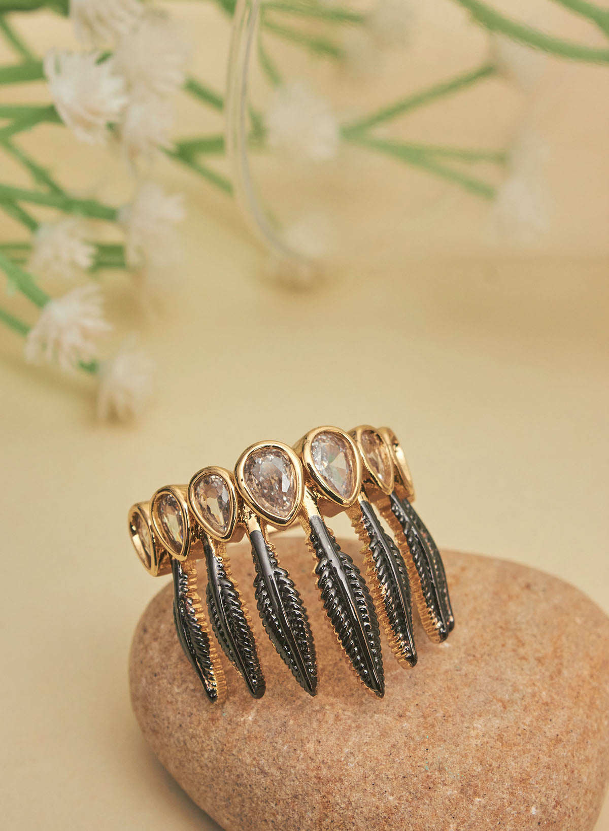 Carina stone ring