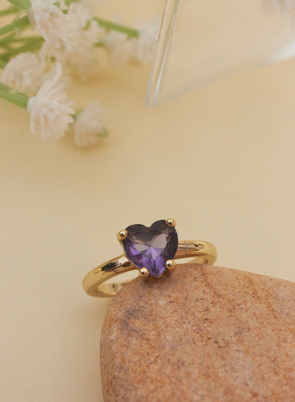 Itzel heart ring