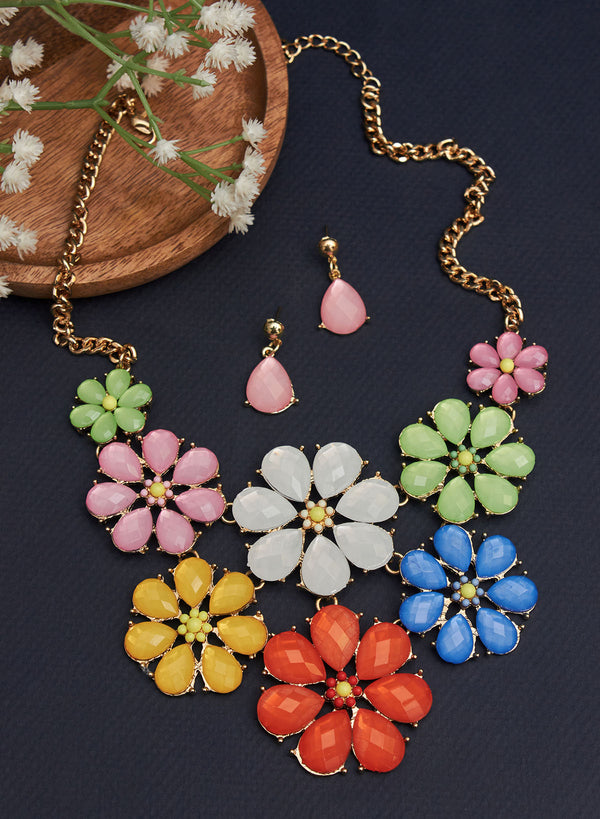 Jacey floral necklace