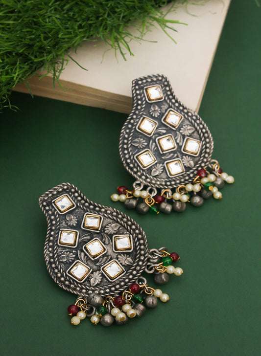 Namrita Oxidised Earring