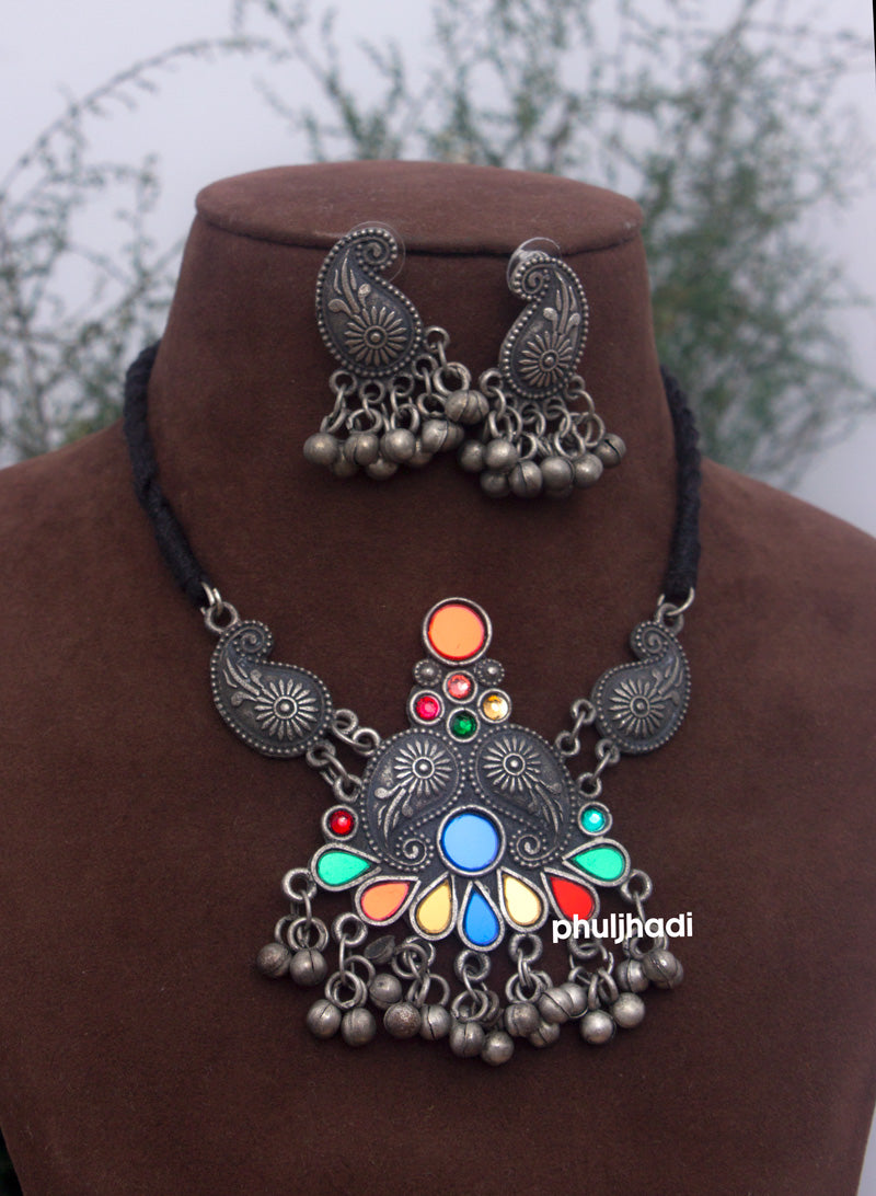 multicolor stone paisley choker set