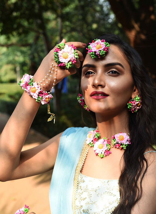 Sarthak Royal Handmade Artificial Multicolour Flower Jewellery Set Necklace  Neck band Earrings Tika Bracelet For Women